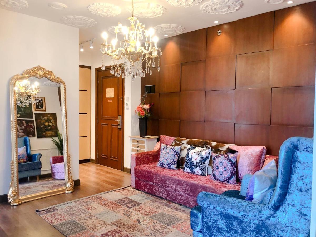 Youre At - The Majesty Apartment Бандунг Екстериор снимка