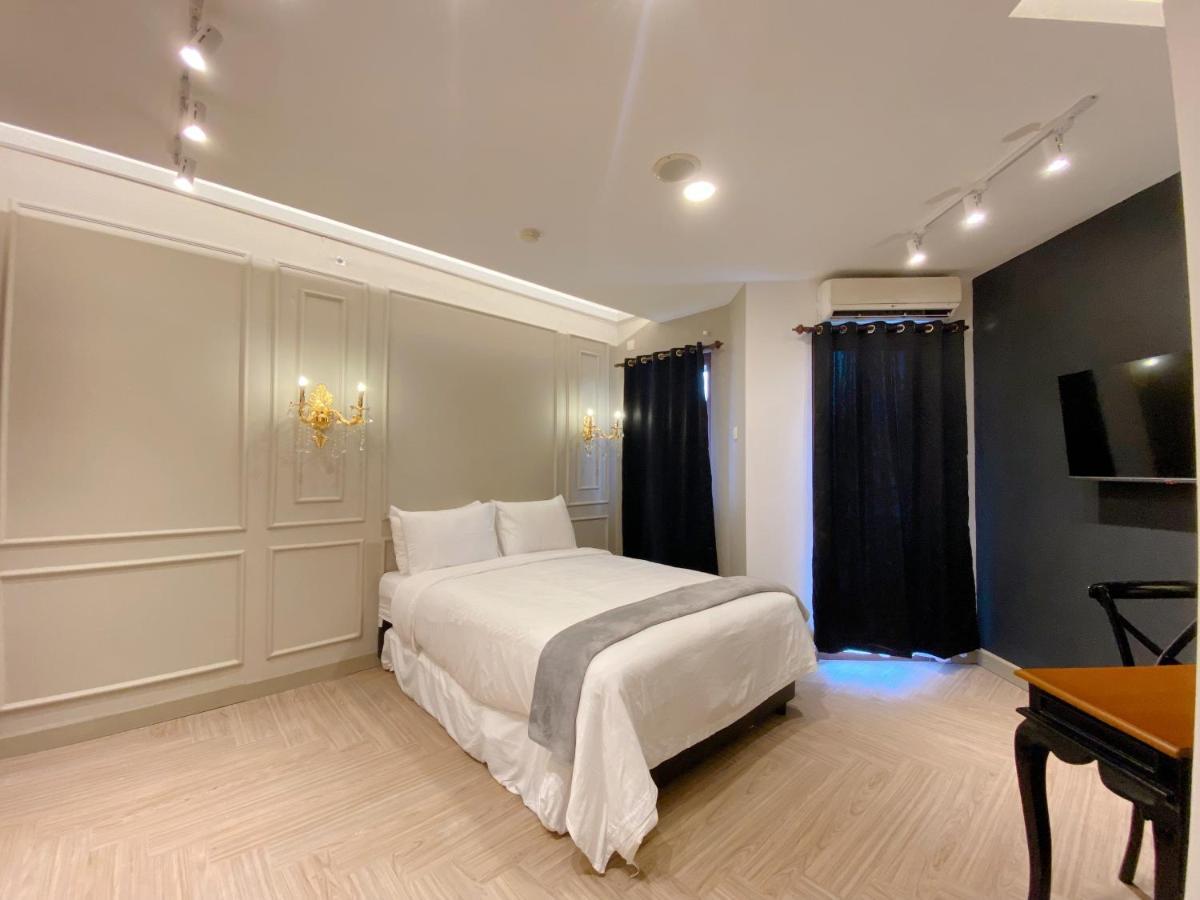 Youre At - The Majesty Apartment Бандунг Екстериор снимка